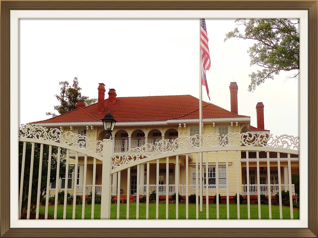 Waits Mansion - Bonifay, Florida